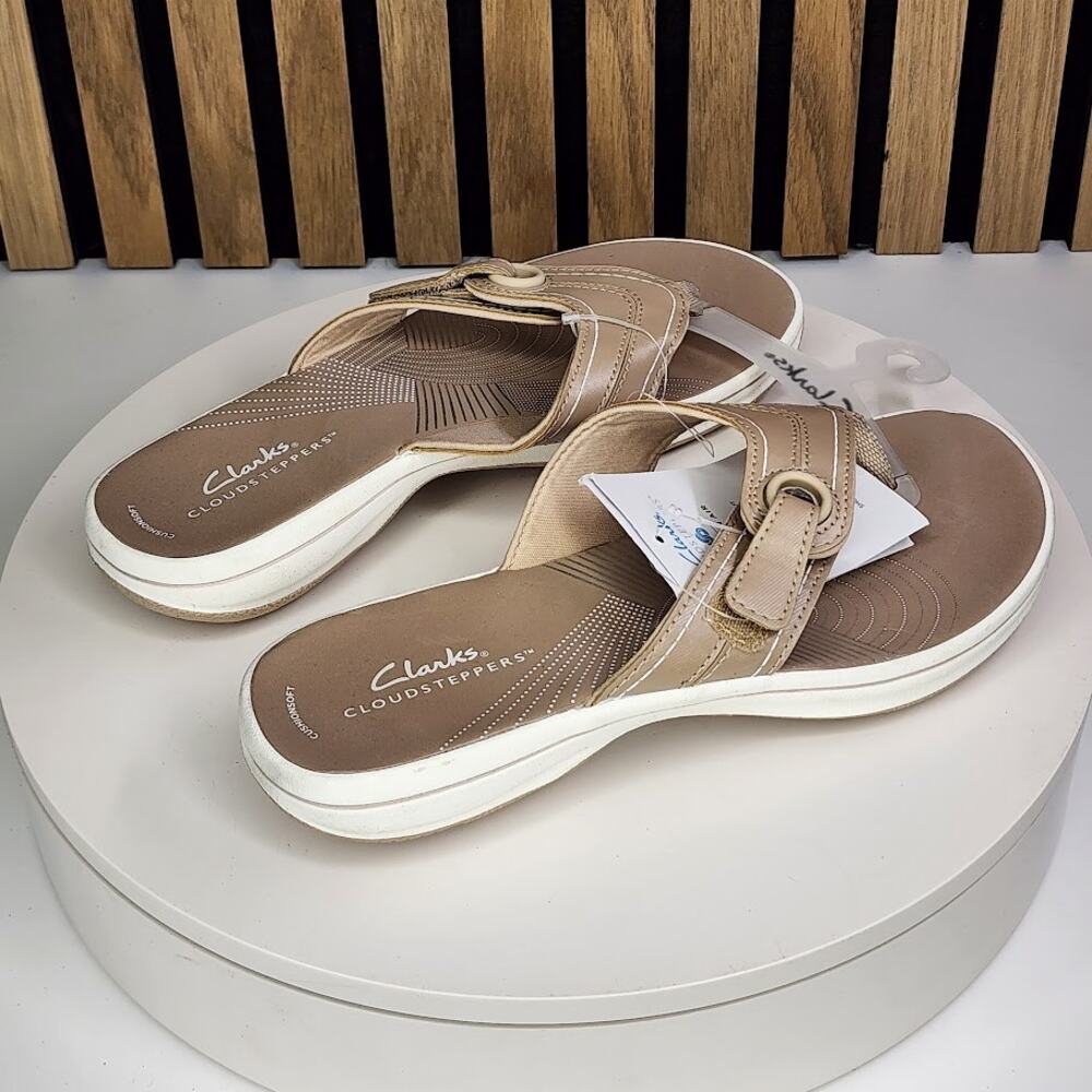 NEW - Clarks Cloudsteppers Breeze Reyna Women’s Sand Flip Flop Sandals Size 6 - Picture 2 of 5